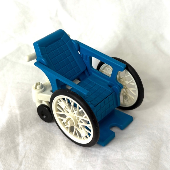 VNTG 1980's Piece Playmobil Doctor & Paramedic Playset with 60+ Pieces! - Picture 11 of 16